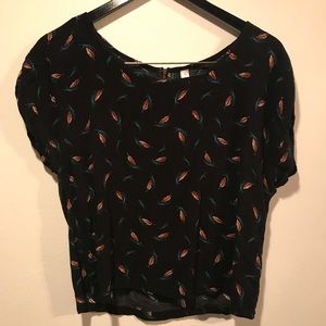 XHILARATION Black T-Shirt with Feather Pattern